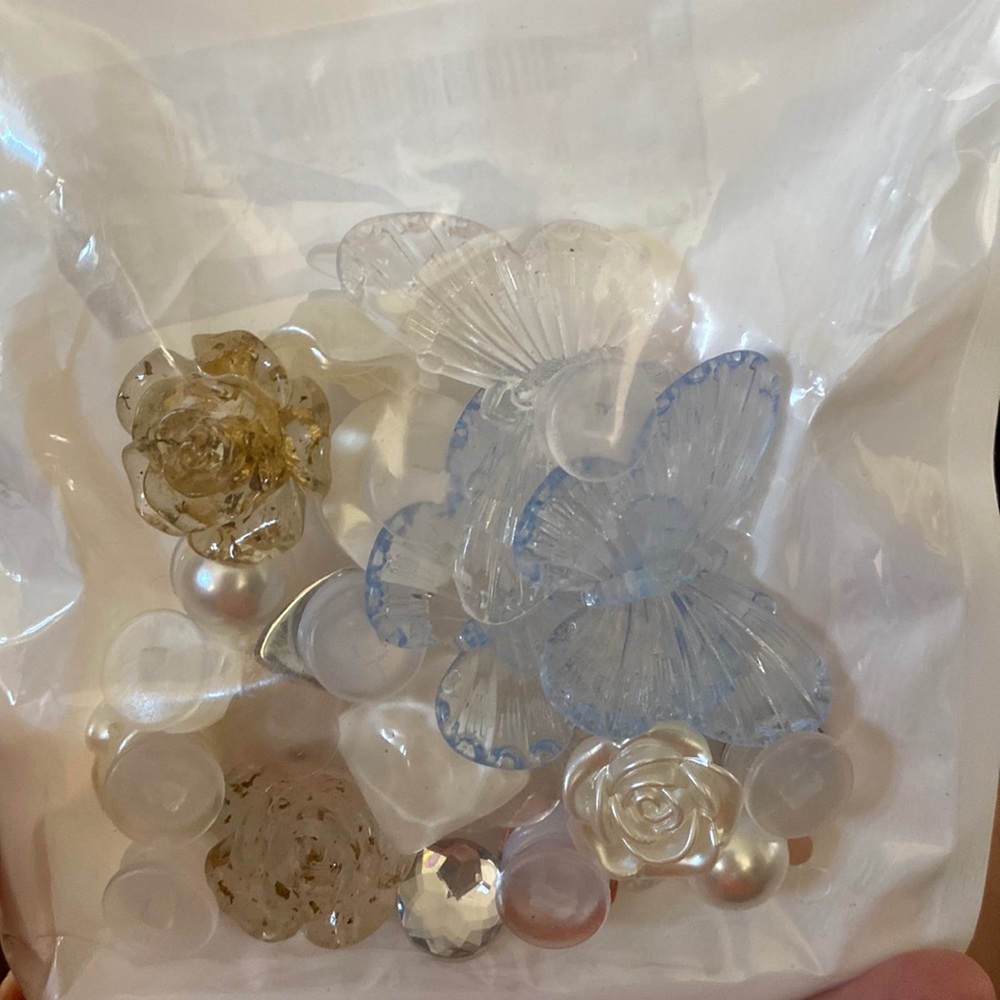 20 assorted butterfly/flower Bling shoe charms